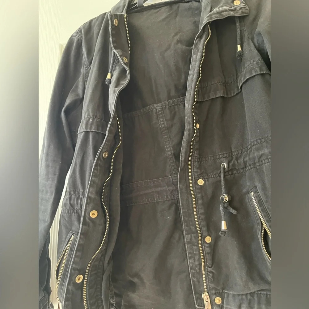 Black H&M jacket - Picture 6 of 11